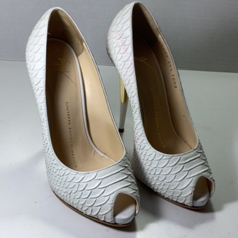 AUTHENTIC GIUSEPPE ZANOTTI PUMP - Picture 2 of 8